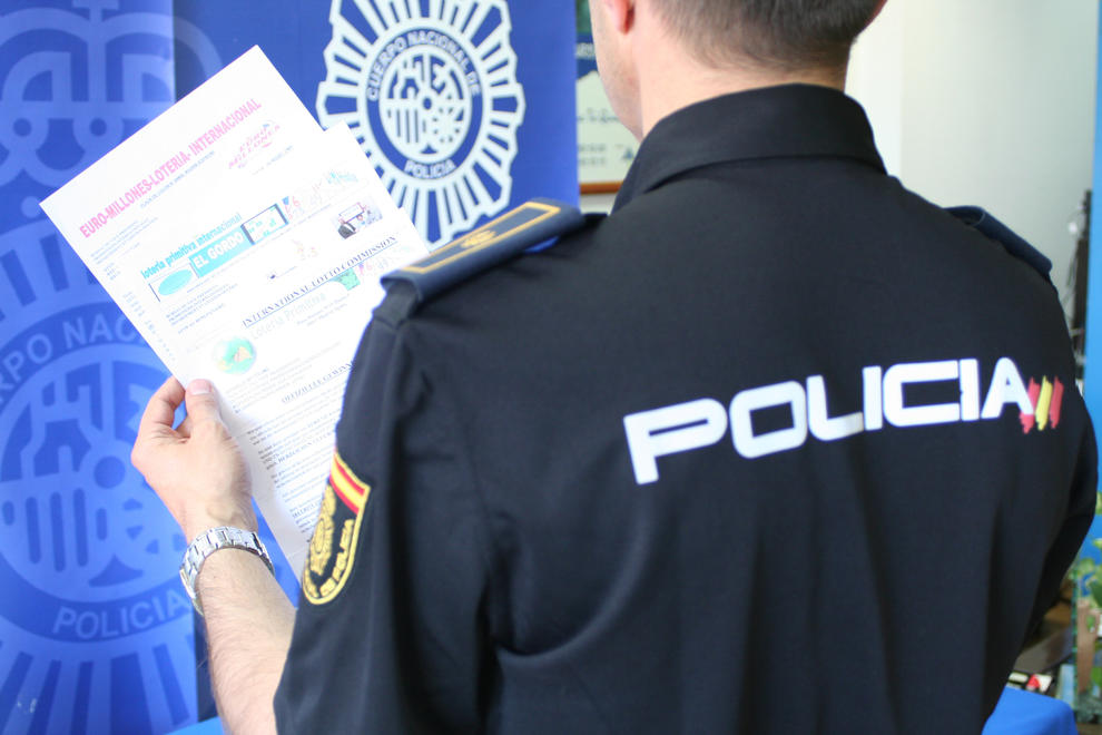 Lista Provisional de admitidos Policía Nacional (OEP 2021).